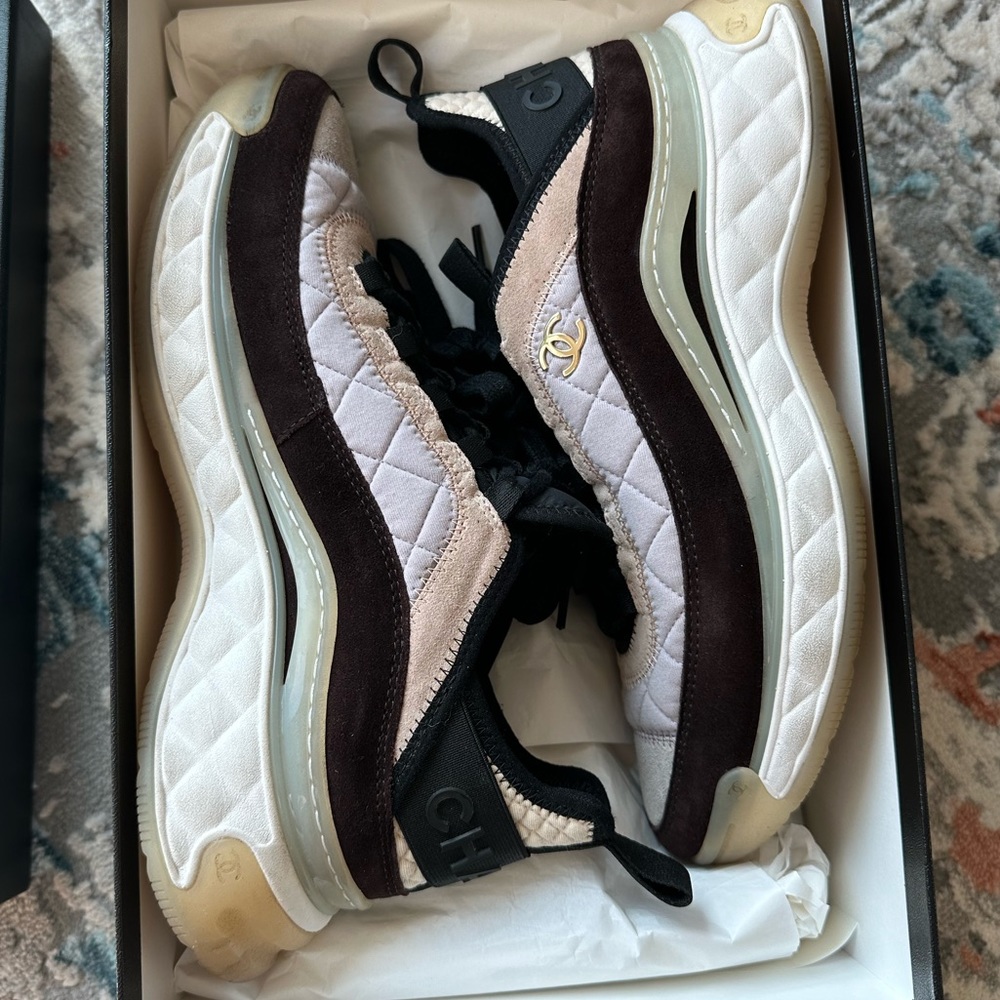 CHANEL SPORT-TRAIL SNEAKER K3545 SIZE 39